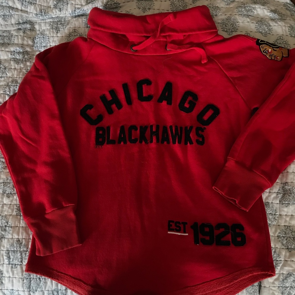 *FINAL OFFER* NHL Chicago Blackhawks Cowl Neck